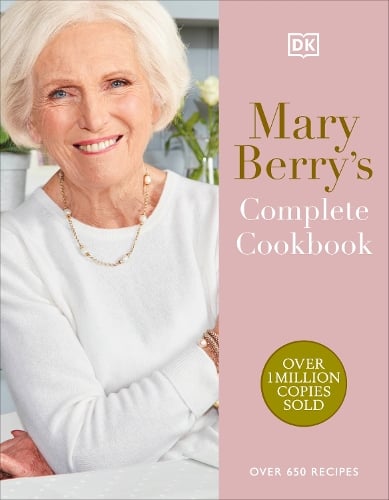 Mary Berry's Complete Cookbook: Over 650 Recipes Mary Berry 9780241655504 book cover