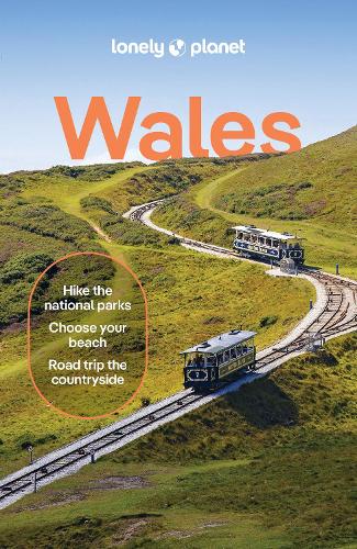 Lonely Planet Wales - Travel Guide Lonely Planet, Amy Pay, Portia Jones, Kerry Walker 9781837583614 book cover